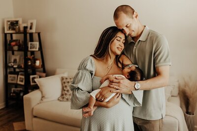 Maternity session at Wawa Preserve in Media PA, golden hour motherhood portraits 
