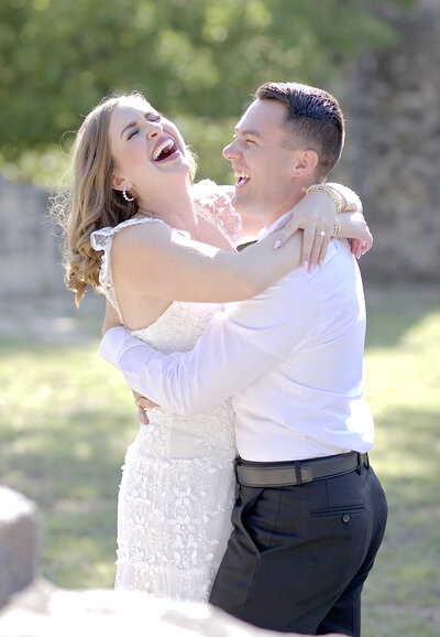 Nick and Rachel engagement session in Salado, Texas – laughing under the trees