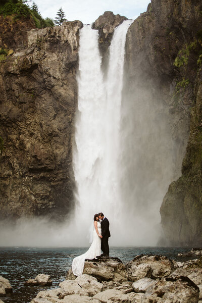 EAasland Wed R+J Falls-1