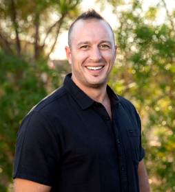 Desert Booth - Daniel Oliver