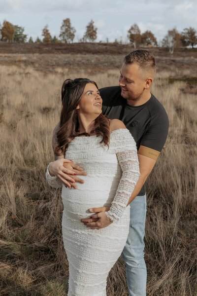 zwangerschapsfotograaf, zwangerschap, familiefotograaf, familieshoot, gezinsshoot, gezinsfotograaf, new born, fotograaf zwolle