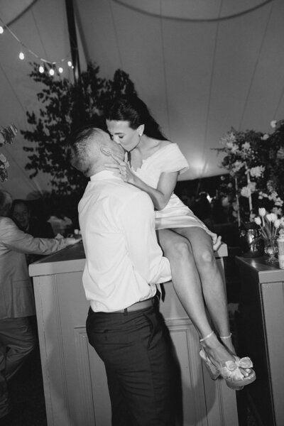Elizabeth + Chase, Chic Wedding, Makenzie Cioffi Photography LLC, _0103