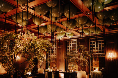 Autumn MCA Chicago Wedding Averyhouse Photography Chicago Best Wedding Planner LK Events