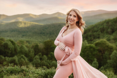 Expectant mother poses for Maternity Photos in Asheville, NC.