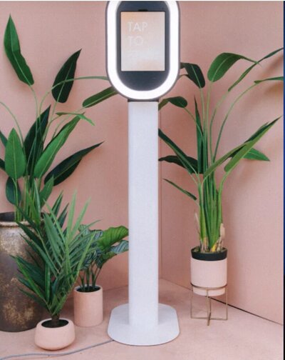 Oxford selfie pod photo booth hire for weddings, corporate events, private parties