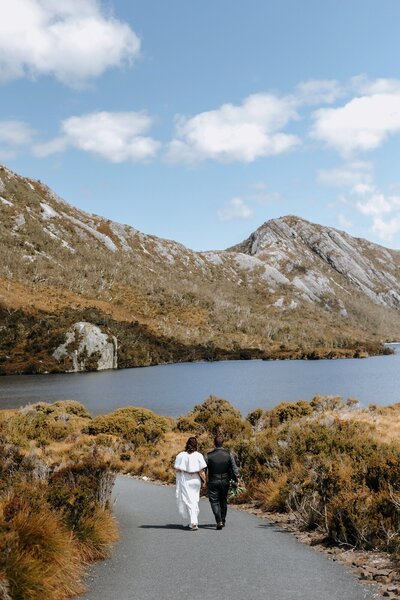 Elopement at Cradle Mountain Tasmania