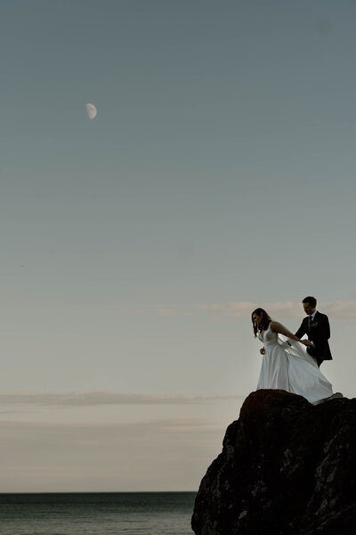 Small wedding Bluefin Bay tettegouch state park Minnesota S+N-61
