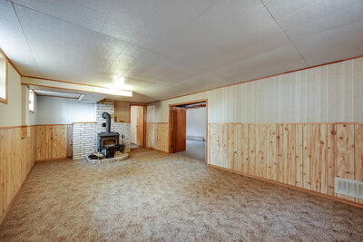 2295 Regional Rd 3 rec room (1)