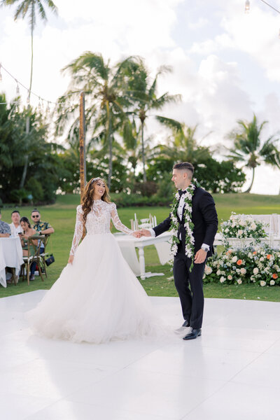 Loulu Palm Wedding Photographer Oahu Hawaii Lisa Emanuele-886