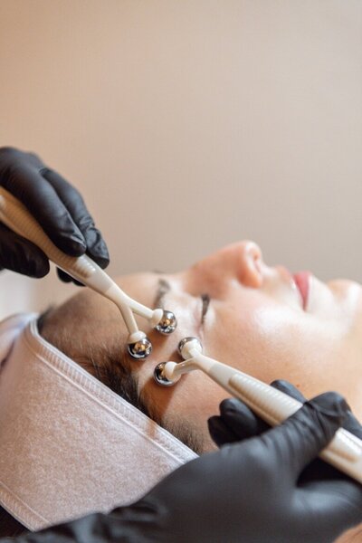 Microcurrent Facial Sacramento Land Park
