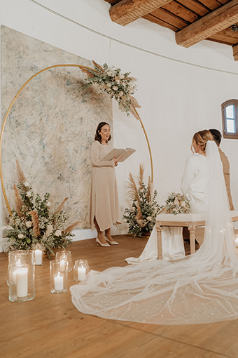 Freie Trauung für eine Hochzeit in Österreich, Deutschland und Destination Wedding
