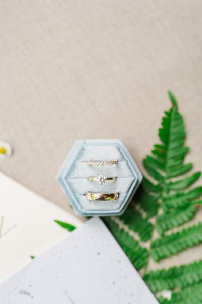 wedding rings