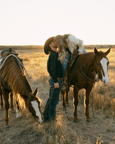 texas-wedding-photographer-western-engagement-photos-29
