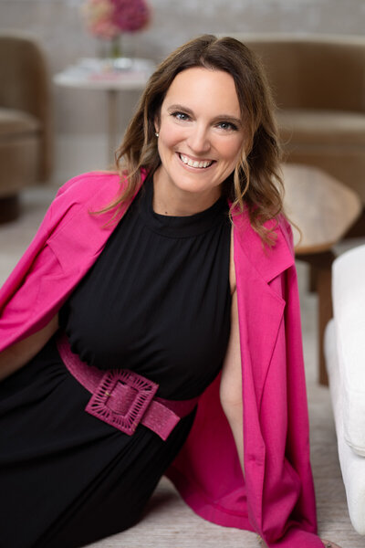 Showcase your business with confidence. Book your branding photoshoot in Houston today and stand out from the crowd!