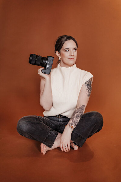 Brand photoshoot for small business owner in Franklin, Tennessee – captured by Nellie Jo Photography
