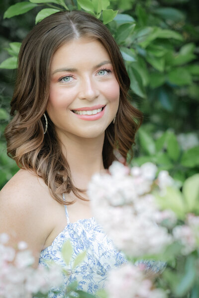 Spring senior session with this beauty in Bainbridge, GA. Photography by LV Hughes also serving Tallahassee, FL & surrounding areas. 
