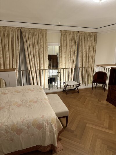 Luxury bedroom suite at luxury wedding location palace Coburg in Vienna