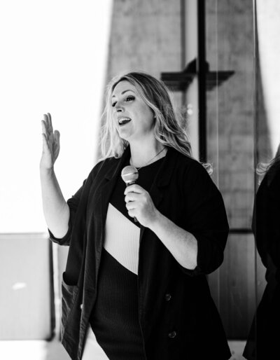 _ANA1661_bw
