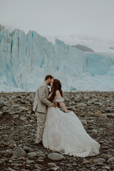 Alaska elopement photographer