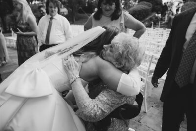 bride hugging grandma at Virginia wedding 