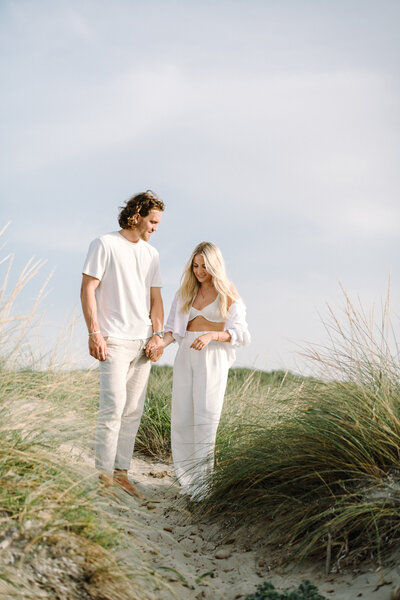 relaxed couple photos in mallorca