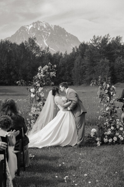 alaska wedding bouquet
