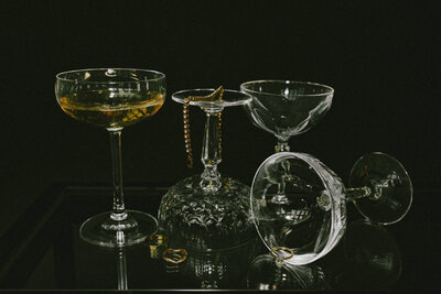 champagne glasses