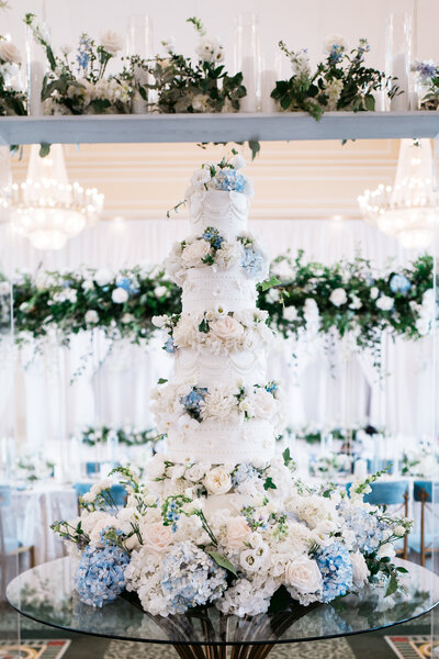 Elegant-Wedding-Cake-Ashley-Cakes-6
