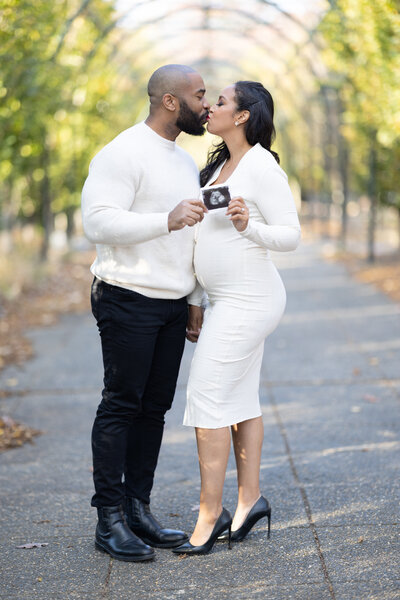 meridian-hill-maternity-pic-02