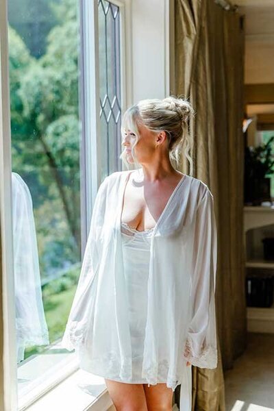 Julia Morgan Redwood Estate wedding bride getting ready