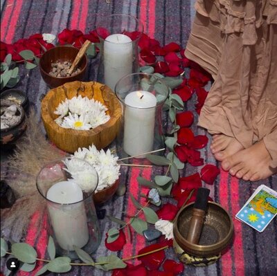 Tranquil healing room at Yellow Tree Florsser in San Miguel De Allende, where EnForma’s featured acupuncturists provide holistic treatments for balance, relaxation, and energy restoration.