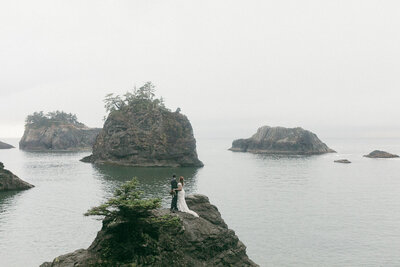 This eloping couple read private vows with a mountain backdrop in Phoenix, Arizona.