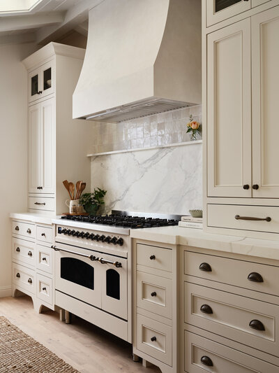 galley kitchen