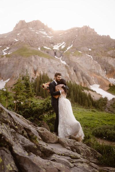 sunrise elopement photos in ouray colorado