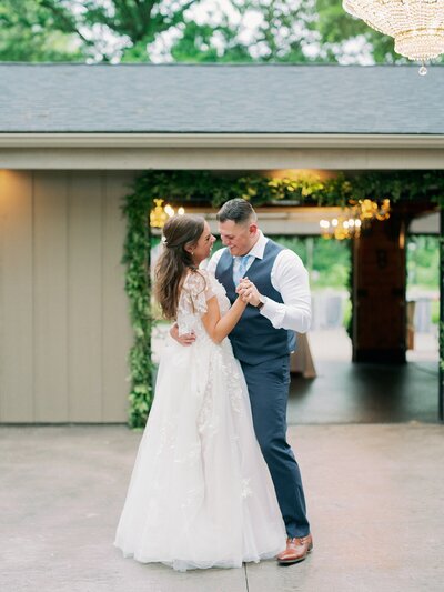 Michigan-Backyard-Wedding_0315