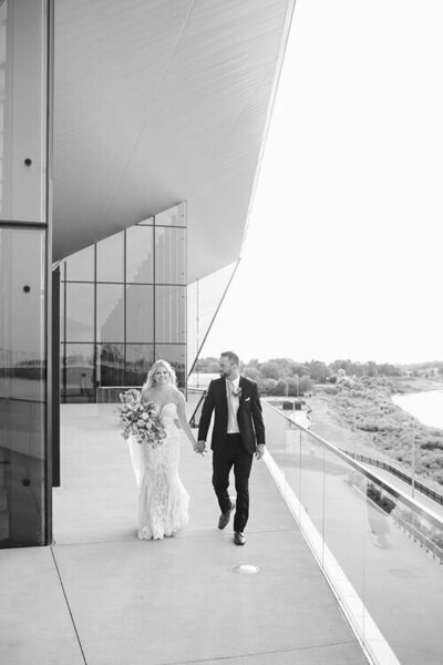 bride_and_groom_at_the_owensboro_convention_center1-1