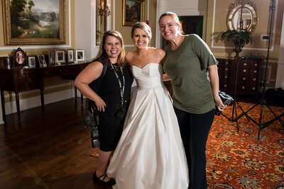 Best wedding photography team in Michigan Kellie Saunders