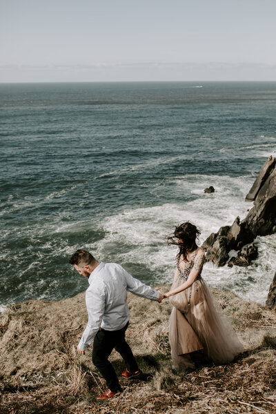 couple holding hands