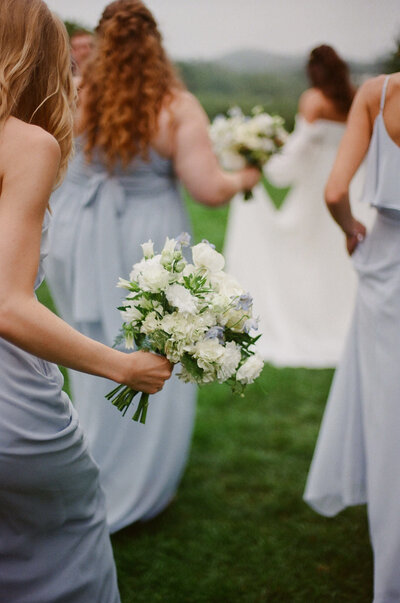 Vanessa Alves Photography of blush floral Boston Summer Bride at Charles River Museum