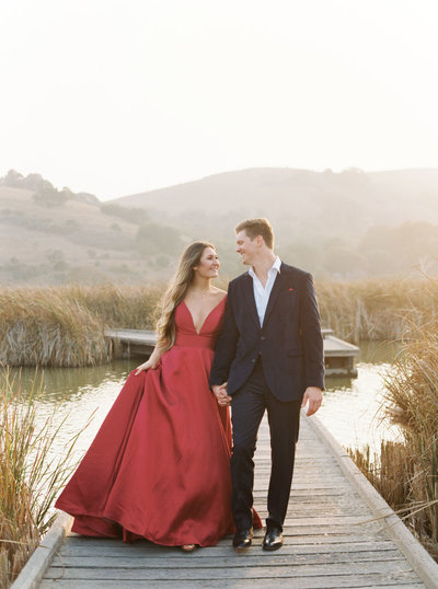 Kirsten+PeterCoyoteHillsRegionalParkEngagementSessionSneakPeeks-CassieValentePhotography0062