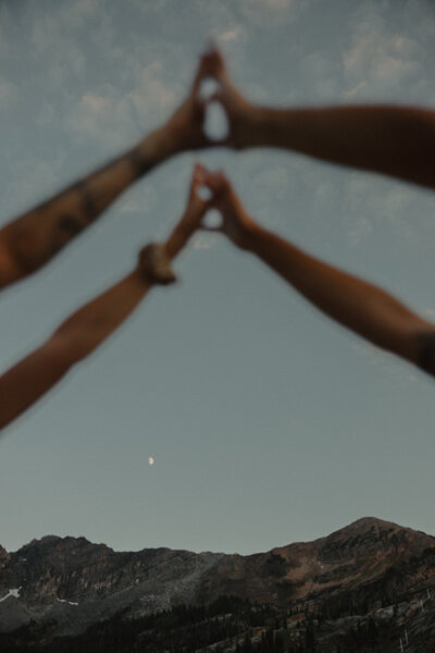 A destination elopement with the mountains as a backdrop