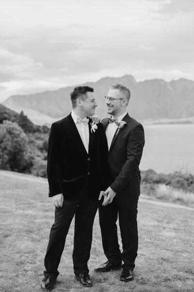 two-grooms-holding-hands-at-7mile-wedding
