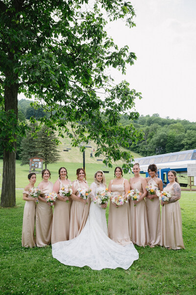 geneva fall belhurst castle wedding 