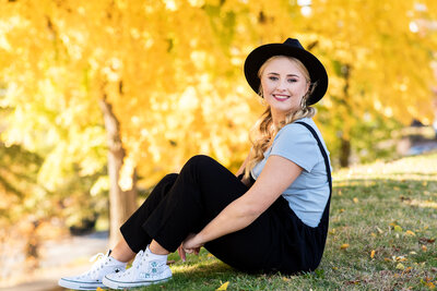 Mechanicsville high school senior girl poses at Libby Hill park during her fall senior portrait session.