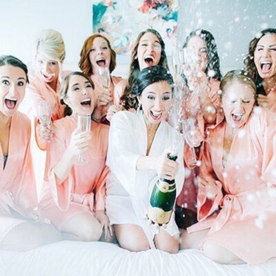 instagra-champange-social-eight