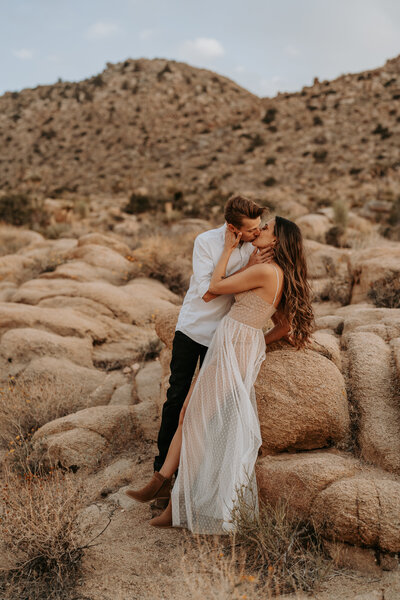 Joshua Tree Engagement Pictures