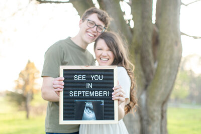 Bright and airy pregnancy announcment photos