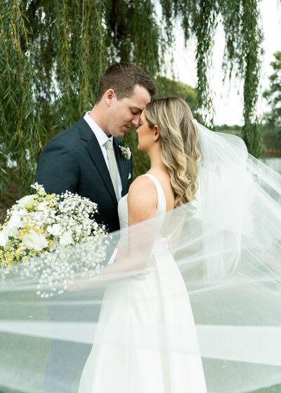 documentary-style true-to-color- wedding photographer Cleveland, Ohio capturing a fall wedding at White Birch Barn in Medina, Ohio