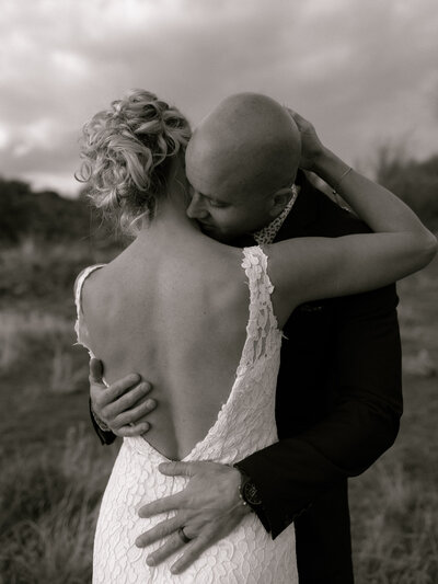 elopement at kalamalka lake provincial park