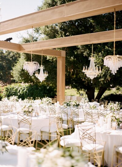 beautiful-luxury-all-white-wedding-in-Rancho-Valencia-Cali